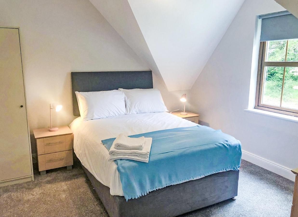 Old Court Holiday Homes Terryglass - Sleeps 6 By Trident Holiday Homes Exterior photo